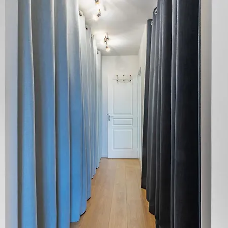 Magnifique Maison Avec Jardin Et Salle De Jeux Proche Paris Holiday home *